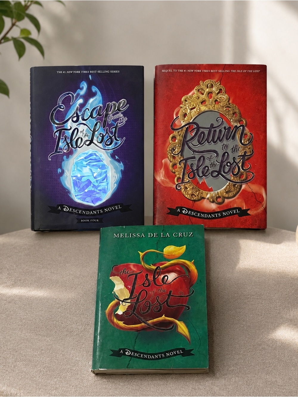 The Isle of the Lost Book Bundle by Melissa De La Cruz